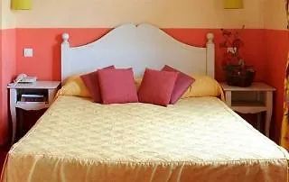 Hotel Spa Le Calendal Arles 3*,